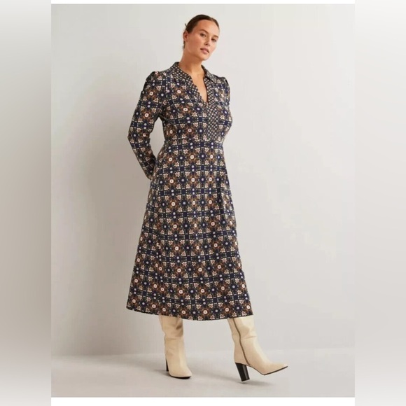 Boden collared notch jersey dress basil bloom tile print. Size 6 - Picture 1 of 11